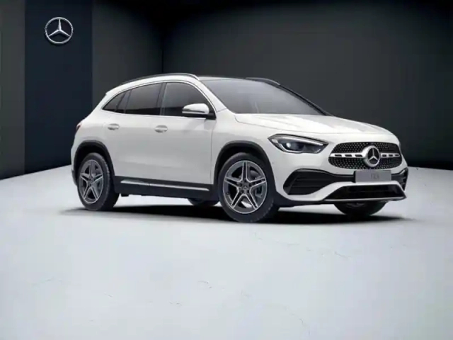 Mercedes Gla 220 d 4matic amg line — photo 13