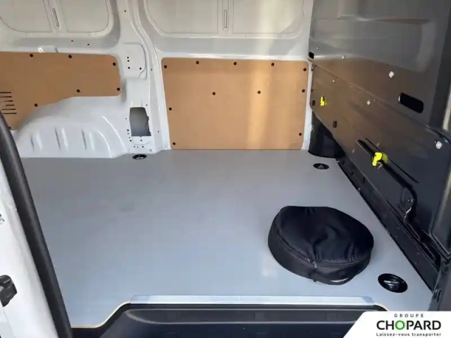 Peugeot Expert e- fgn m electrique 100kwh (136ch) batterie 75 kwh — photo 39