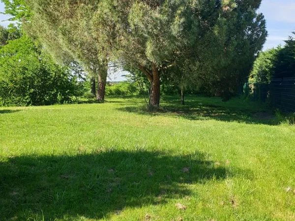 Terrain constructible 1200 m2