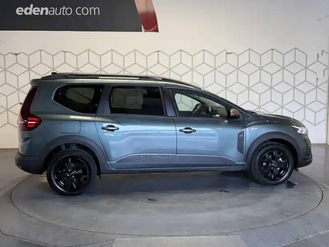 Dacia Jogger tce 110 7 pl — photo 6