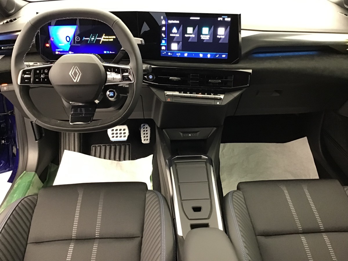 Renault Clio 6 — photo 11