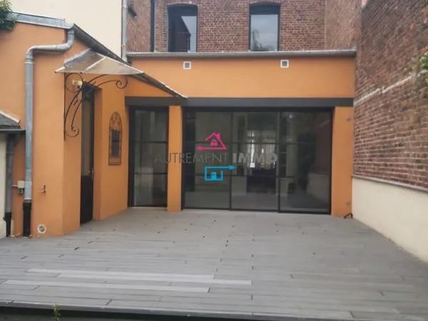 Maison 8 pièces 207 m²