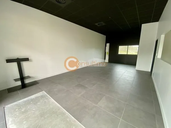Bureaux 84 m²