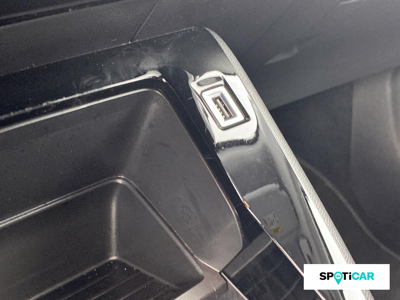 Peugeot 2008 1.2 puretech 100ch s&s style — photo 19
