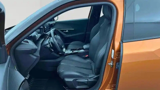 Peugeot 2008 puretech 130 s&amp;s eat8 — photo 92