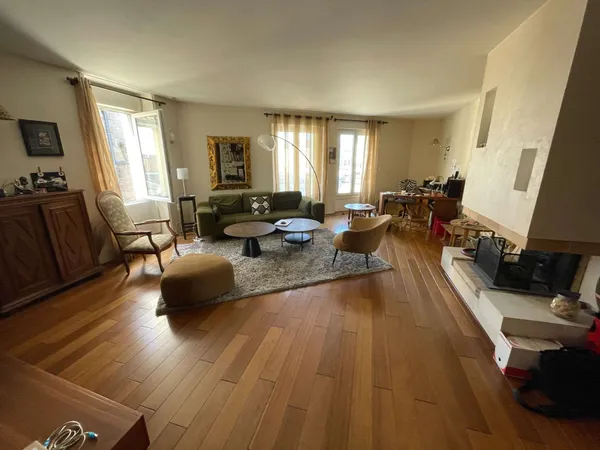 Maison 7 pièces 159 m²