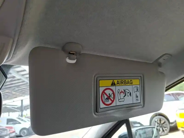 Renault Zoé zoe r110 - my22 — photo 35