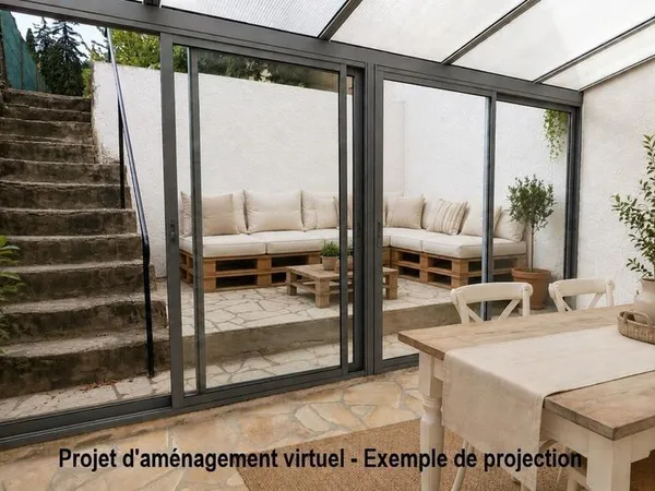 Maison de ville rénovée avec jardin et garage, DPE C