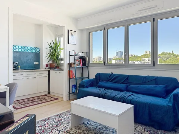 Vends appartement confortable avec belle vue dégagée
