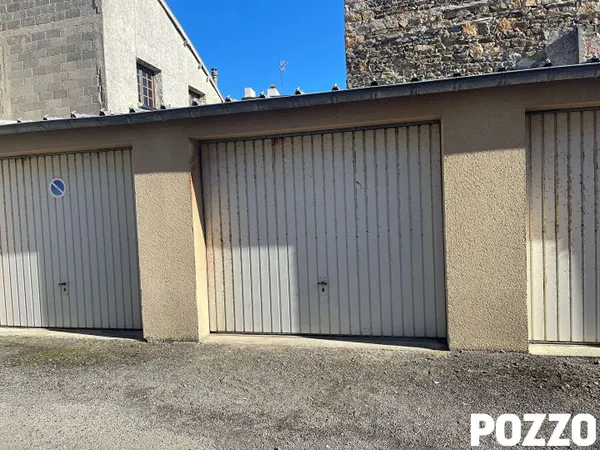 Garage/Parking