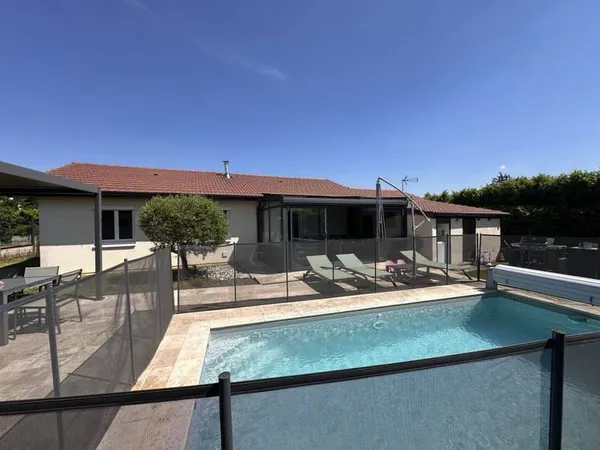 Maison de plain-pied 4 pièces 105 m²
