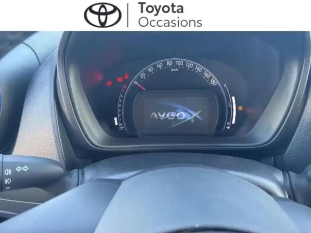 Toyota Aygo x 1.0 vvt-i 72ch design my23 — photo 5