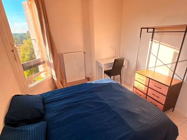 Chambre en colocation proche RER A (TOUT COMPRIS)