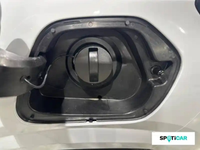 Peugeot 208 electrique 50 kwh 136ch — photo 16