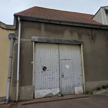 Parking/box 100 m² Marquise