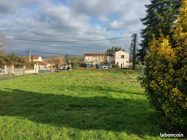 Terrain constructible 400m2 sur Albi