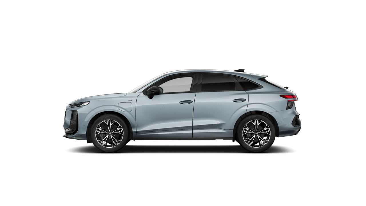 Audi Q3 Sportback e-hybrid 272 ch S tronic 6 — photo 2