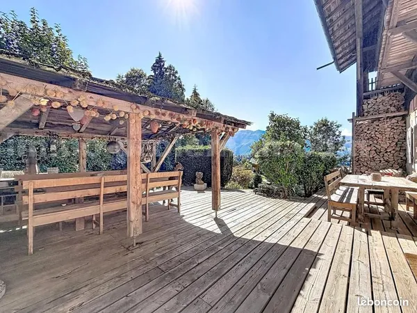 Appartement 7 pièces 153 m²