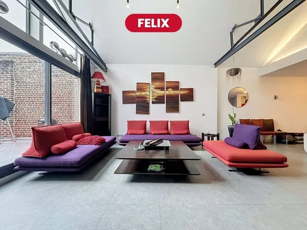 Maison 6 pièces 215 m²