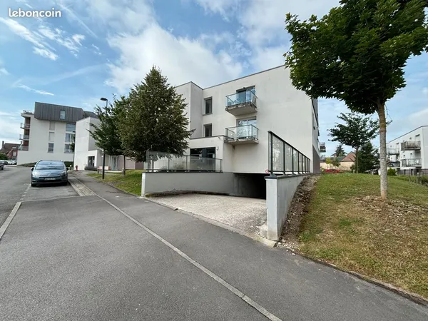 Apt type 3 ascenseur et terrasse amiens sud en exclusivite