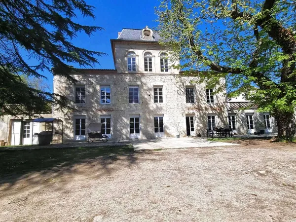 Propriété 12 pièces 55 m²