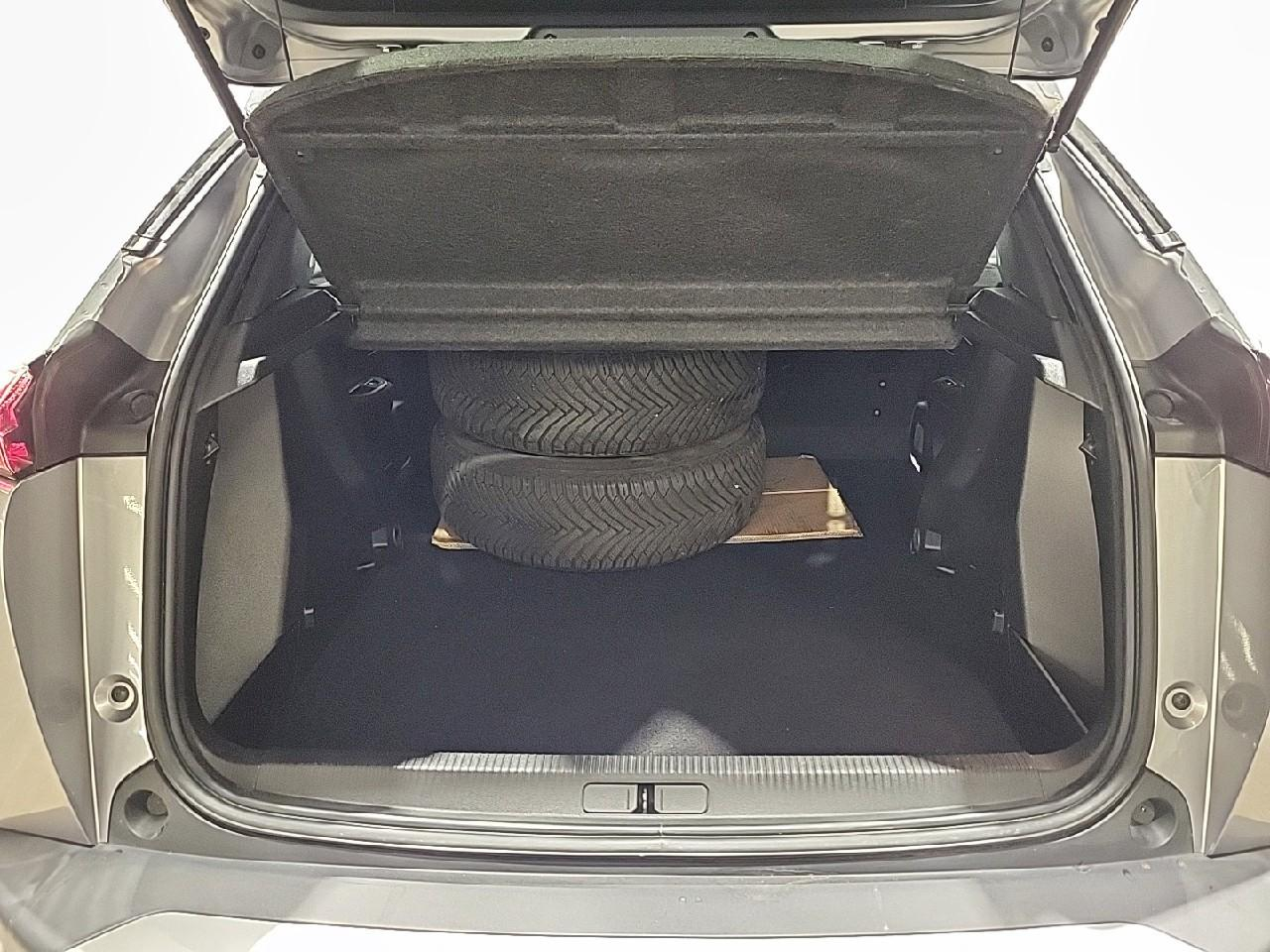 Peugeot 2008 puretech 130 s&s eat8 allure — photo 14