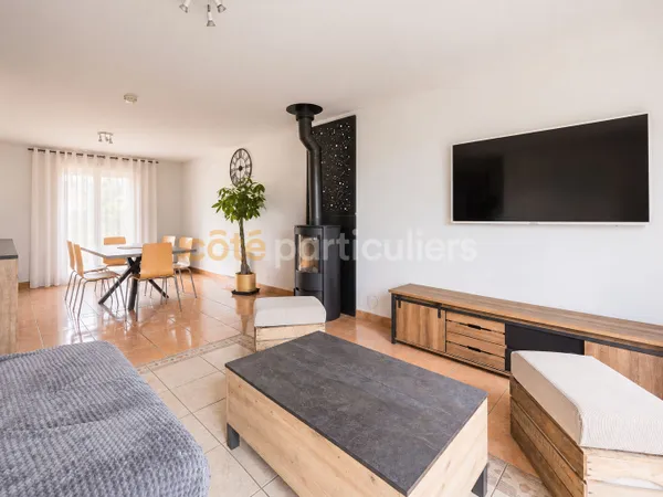 MOUZEIL--MAISON--PLAIN PIED--TROIS CHAMBRES--JARDIN--GARAGE--PROCHE COMMODITES