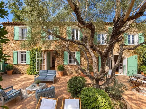 Mas provençal 8 pièces 190 m²