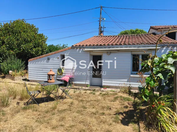 MAISON - 1 CHAMBRE - GARAGE - HANGAR - JARDIN