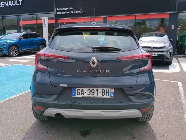 Renault Captur blue dci 95