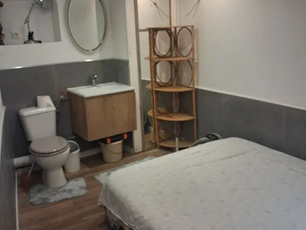 Loué studio meublée