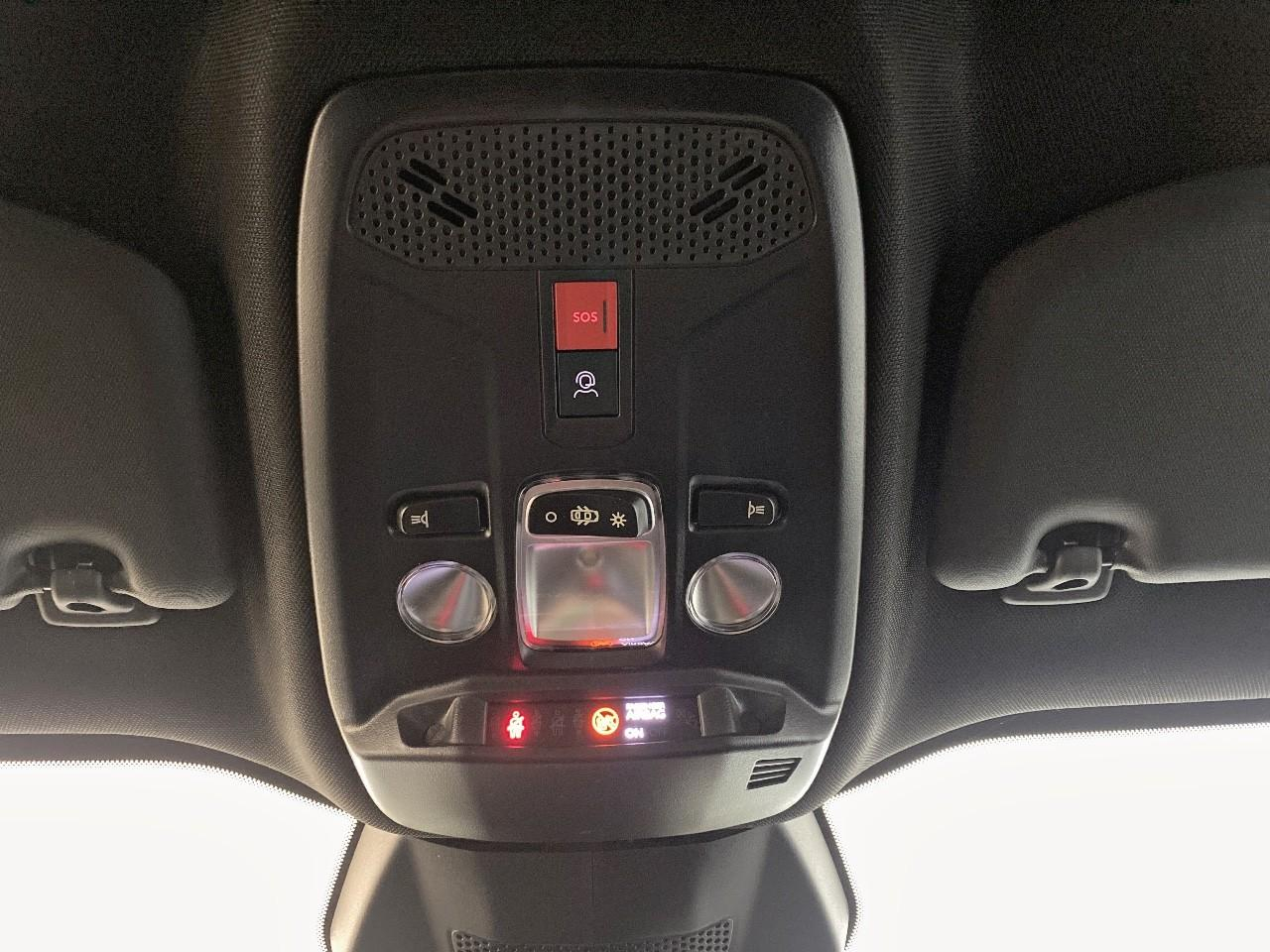 Peugeot 2008 hybrid 145 ch e-dcs6 allure — photo 19