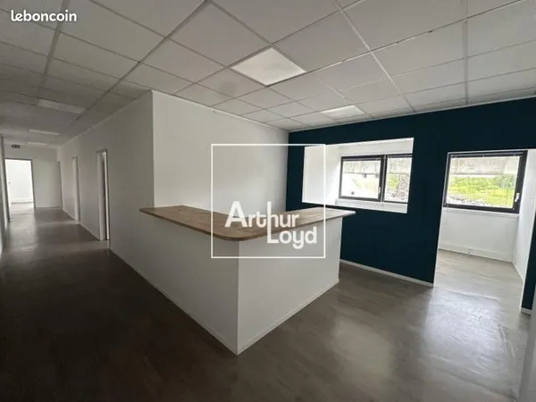 Bureaux 311 m²