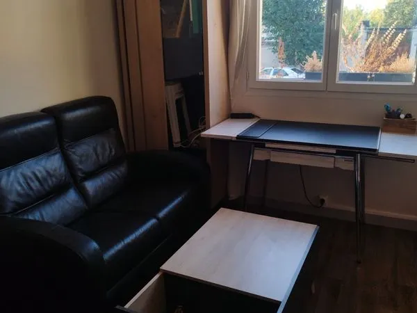 A louer-appartement meublé 29m2- juziers
