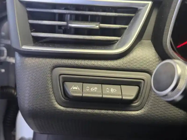 Renault Clio blue dci 85 — photo 26