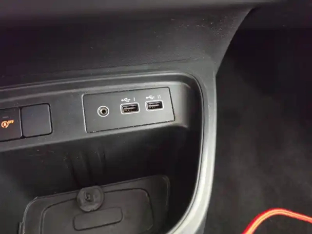Renault Twingo iii sce 65 — photo 331