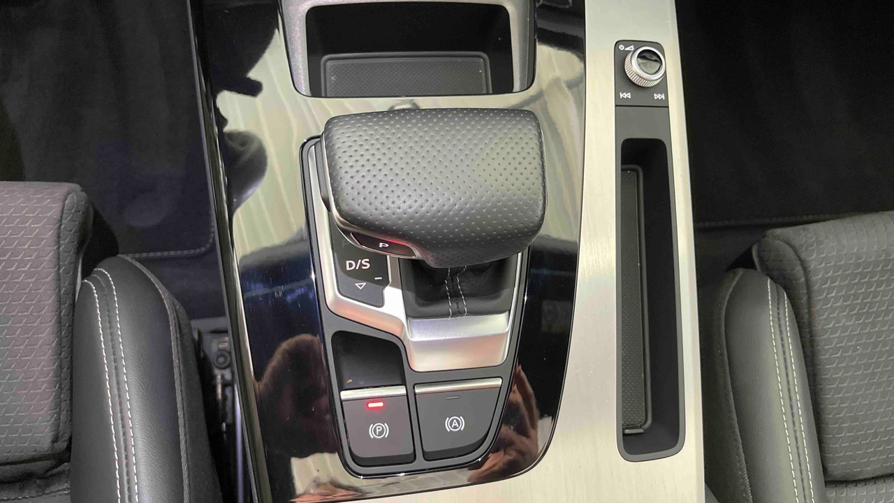Audi Q5 Sportback 50 TFSIe 299 S tronic 7 Quattro — photo 21