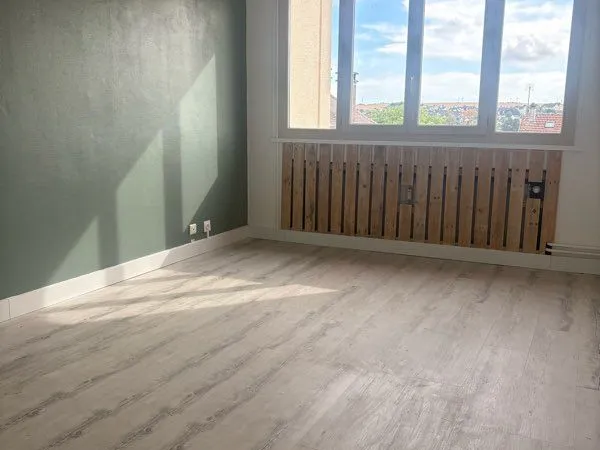 Appartement T2 47 m² - Auxerre - Parking + cave - 700 CC