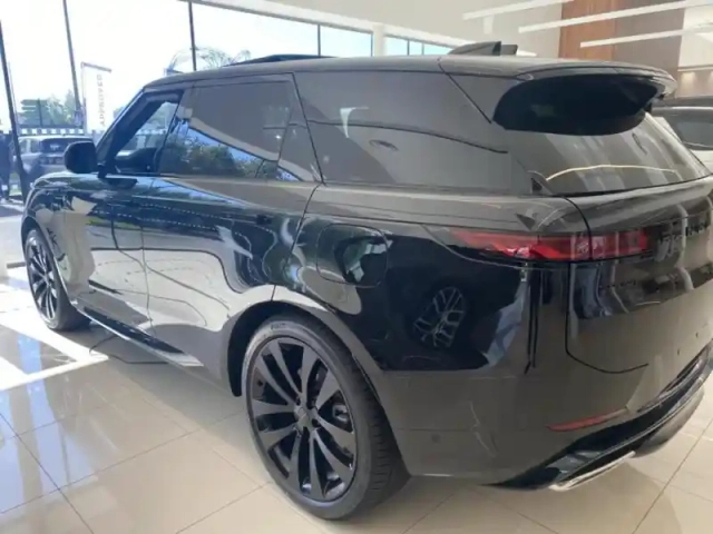 Land Rover Range Rover sport 3.0 p460e 460ch phev dynamic hse — photo 7