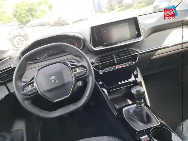 Peugeot 208 1.2 puretech 100ch s&amp;s allure 118g — photo 15