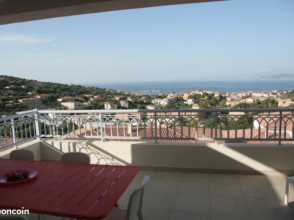 Appartement à Île Rousse avec vue panoramique sur la mer