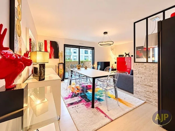 Appartement 4 pièces 81 m²