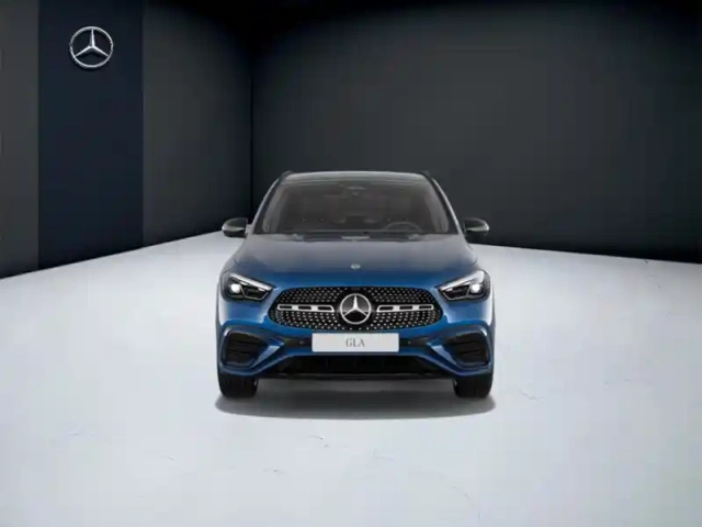 Mercedes Gla 200 d amg line — photo 8