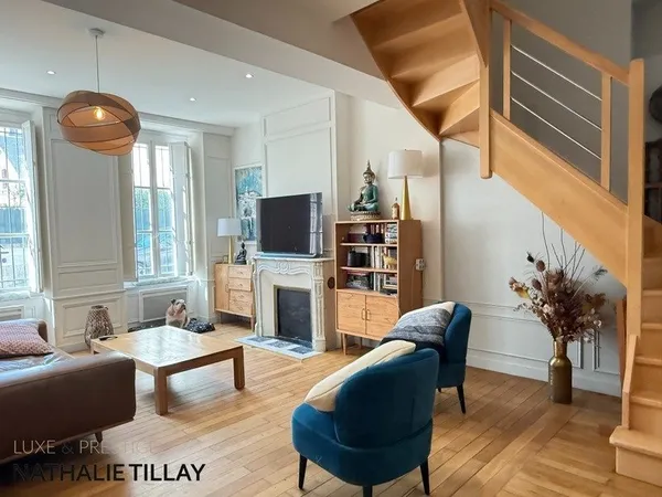 Orleans recouvrance, appartement duplex avec terrasse, 2 chambres, Cave