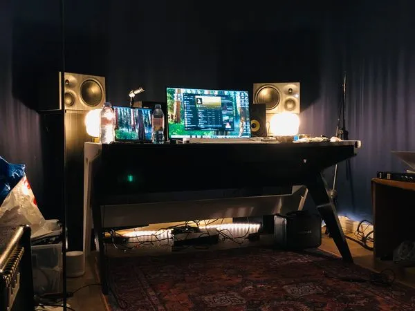 Location studio d'enregistrement au mois clé en main Paris 11e