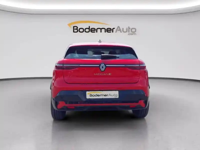 Renault Megane e-tech ev60 220 ch super charge — photo 4