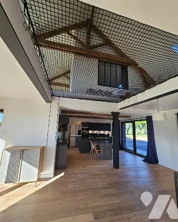 Maison 8 pièces 180 m²