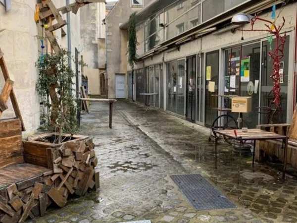 Boutique 200 m²