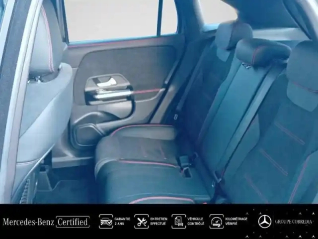 Mercedes Gla 200 d 150ch amg line 8g-dct — photo 11