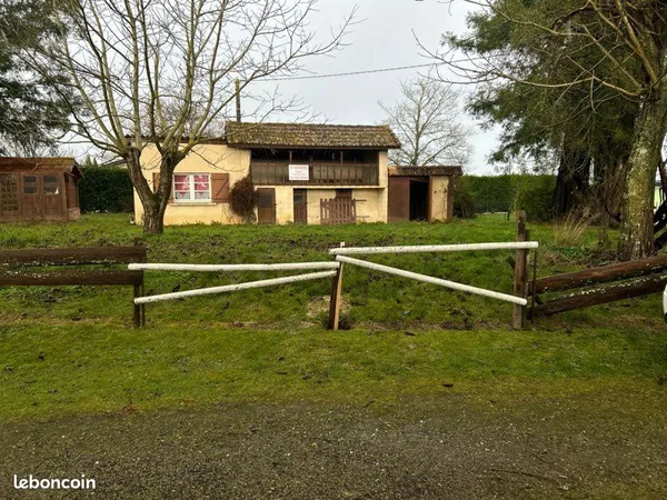 Vend terrain constructible 1070 m2 Bascous